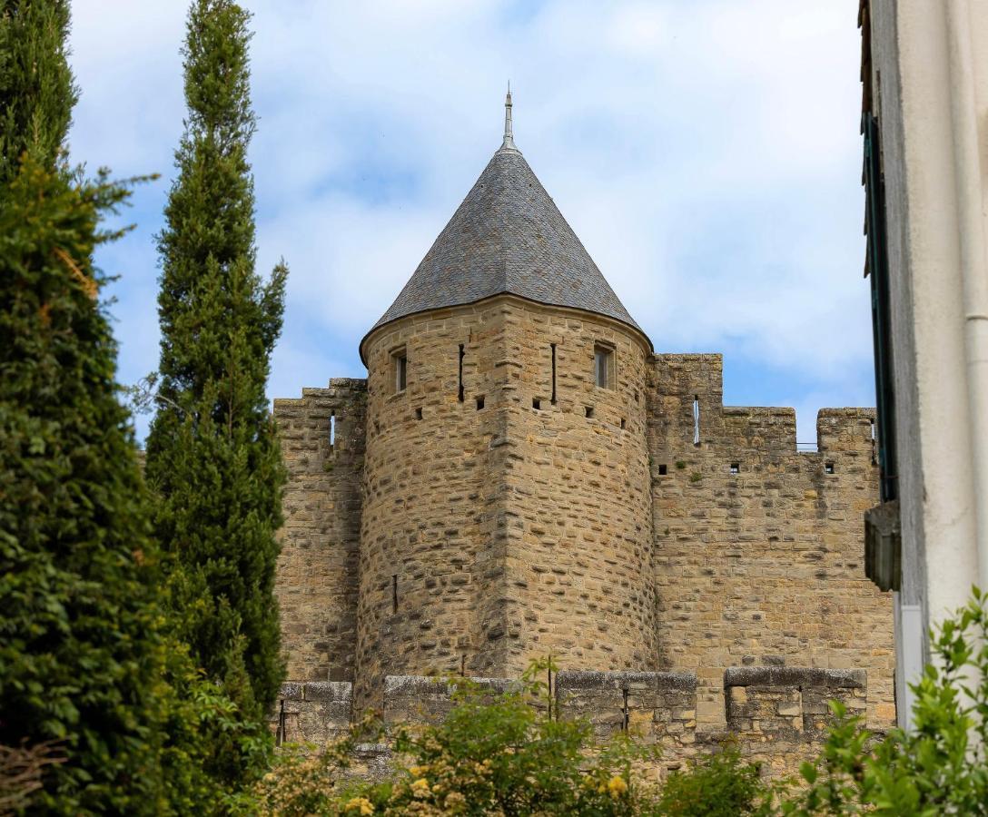 Sous Les Remparts La Maison Pimprenelle Carcassonne Esterno foto